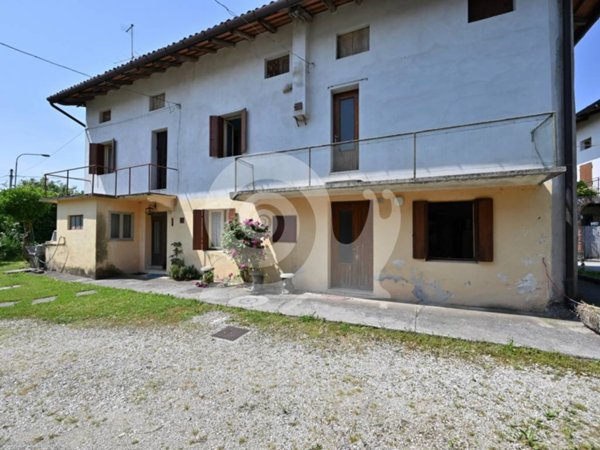 casa indipendente in vendita a Treppo Grande