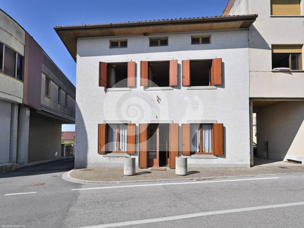 casa indipendente in vendita a Treppo Grande