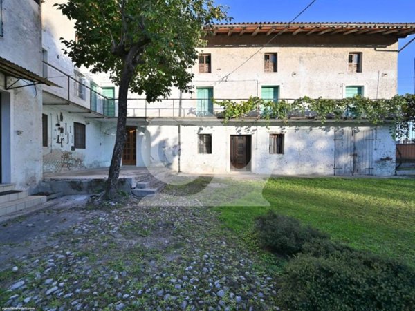 villetta a schiera in vendita a Tricesimo in zona Fraelacco