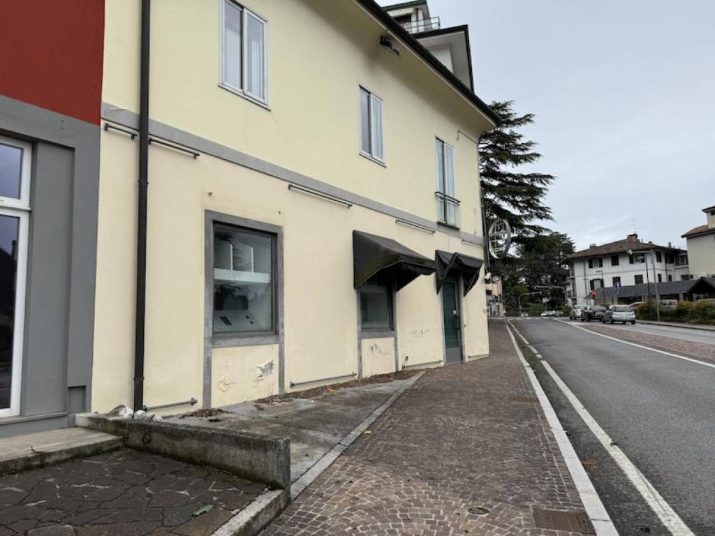 negozio in vendita a Tricesimo
