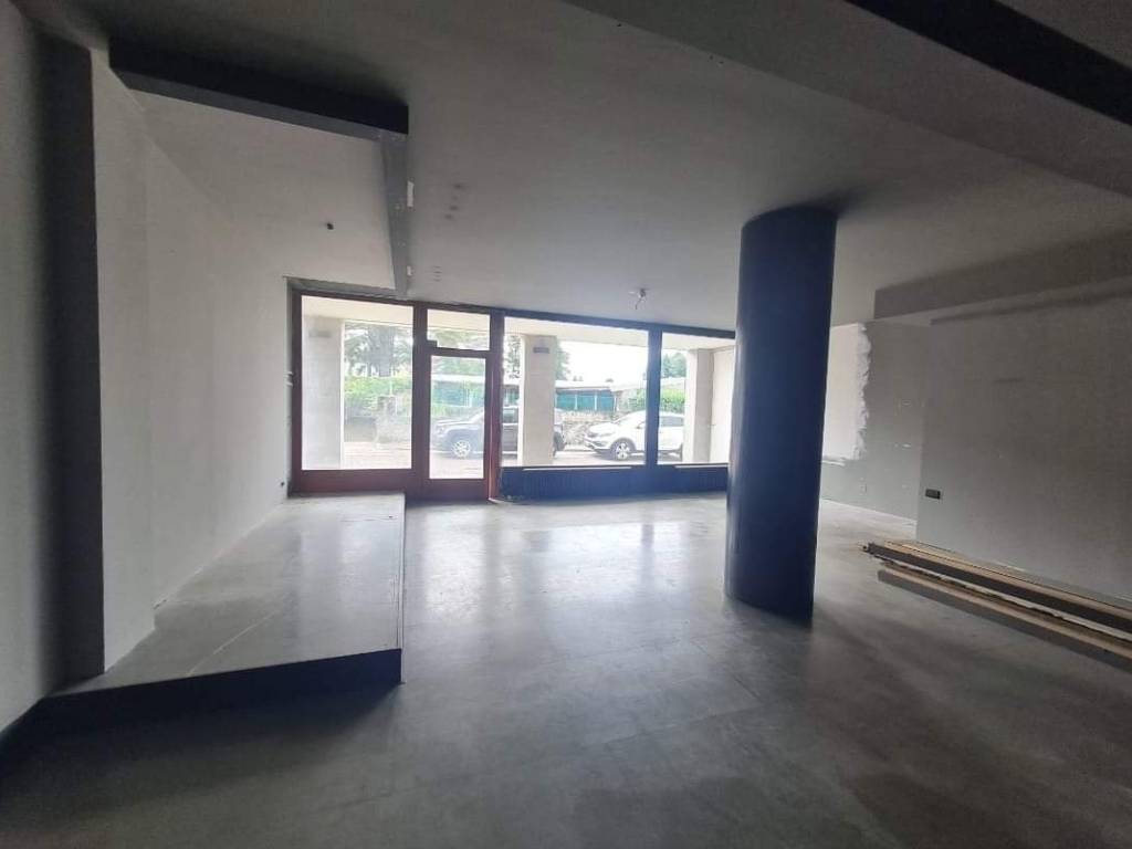 negozio in vendita a Tricesimo