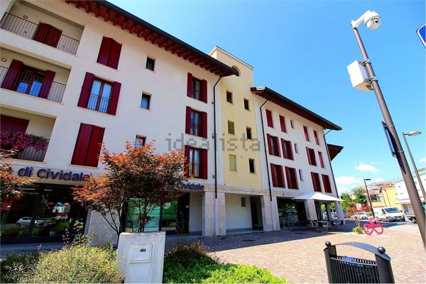 locale commerciale in vendita a Tricesimo