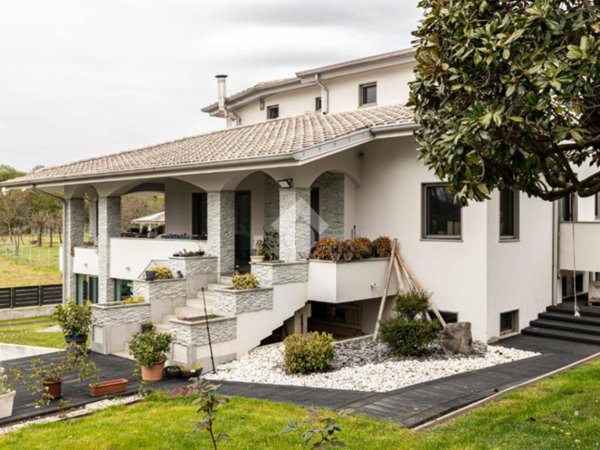 casa indipendente in vendita a Tricesimo in zona Morena