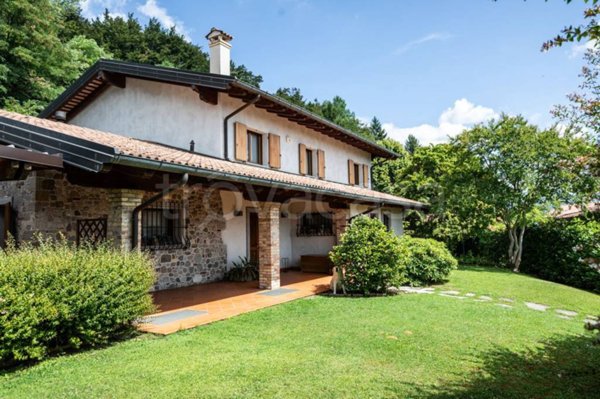 casa indipendente in vendita a Tricesimo