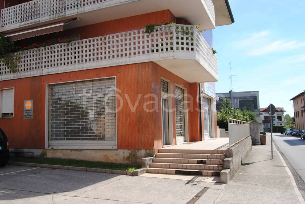 negozio in vendita a Tricesimo