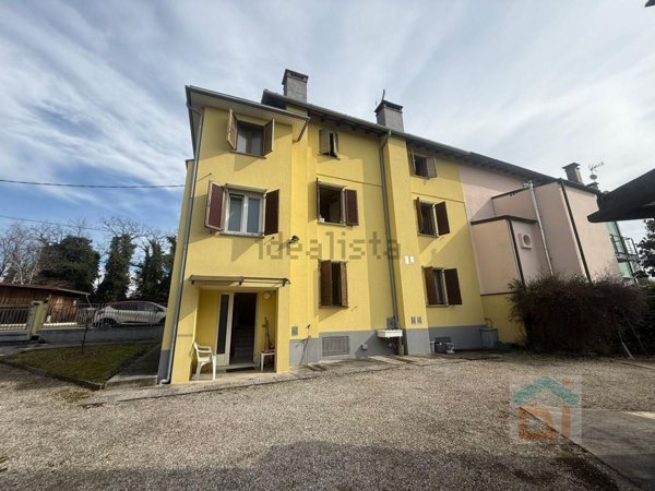 casa semindipendente in vendita a Tricesimo