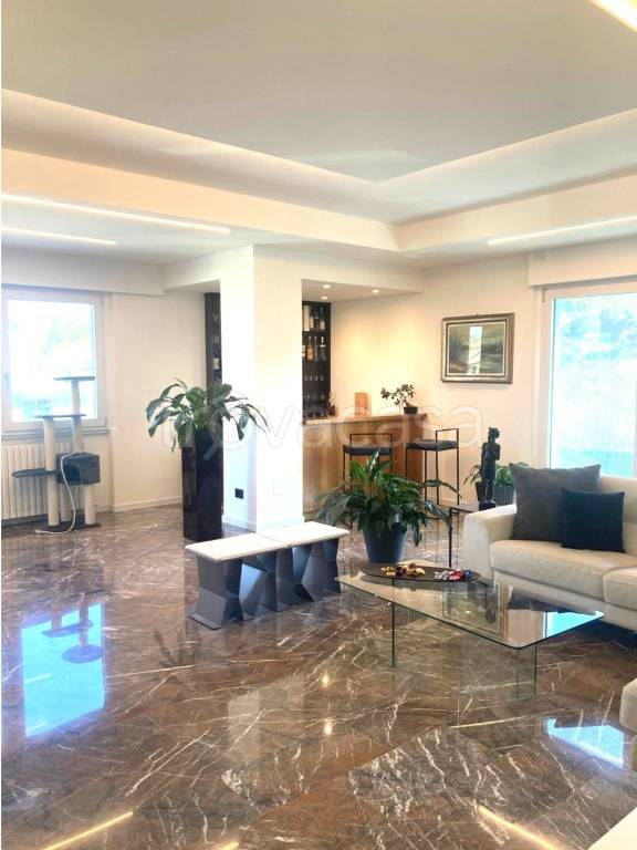 negozio in vendita a Tricesimo