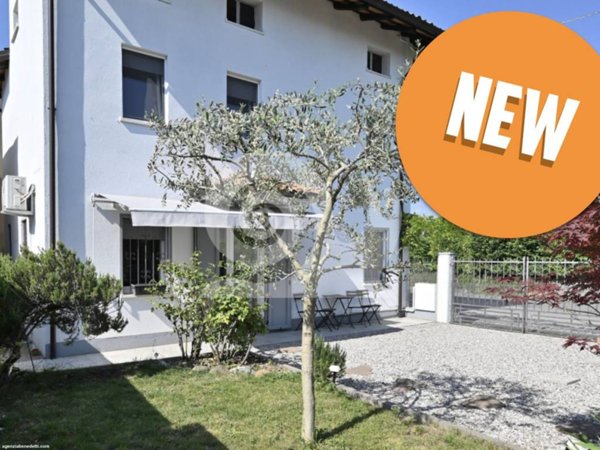 casa indipendente in vendita a Tricesimo in zona Leonacco