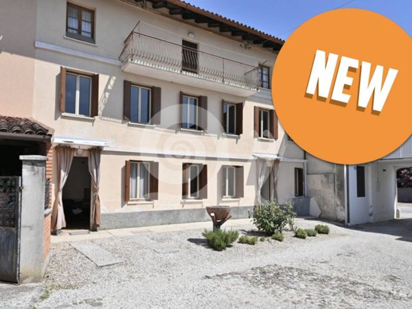 casa indipendente in vendita a Tricesimo in zona Castello