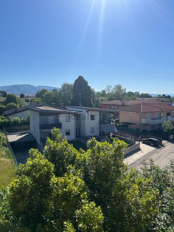 appartamento in vendita a Tricesimo in zona Castello