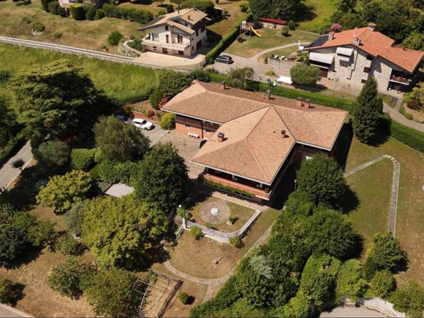 casa indipendente in vendita a Tricesimo in zona Castello