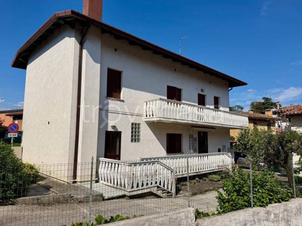 casa indipendente in vendita a Tricesimo in zona Castello