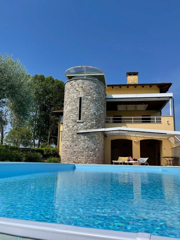 casa indipendente in vendita a Tricesimo in zona Castello