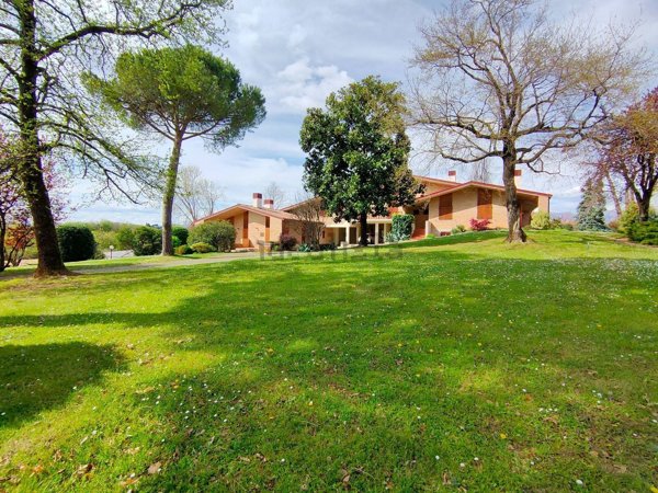 casa indipendente in vendita a Tricesimo in zona Morena