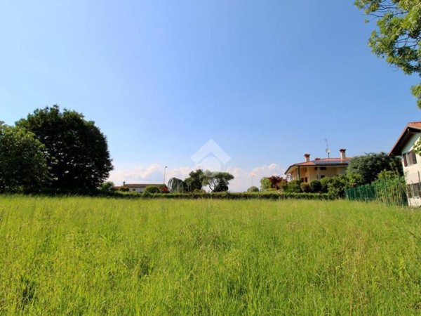 terreno edificabile in vendita a Trivignano Udinese in zona Clauiano