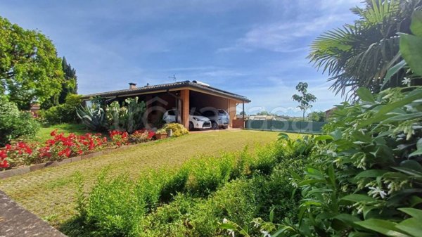 casa indipendente in vendita a Trivignano Udinese