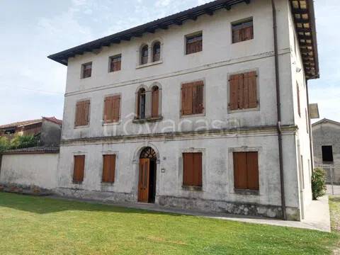 casa indipendente in vendita a Trivignano Udinese in zona Clauiano
