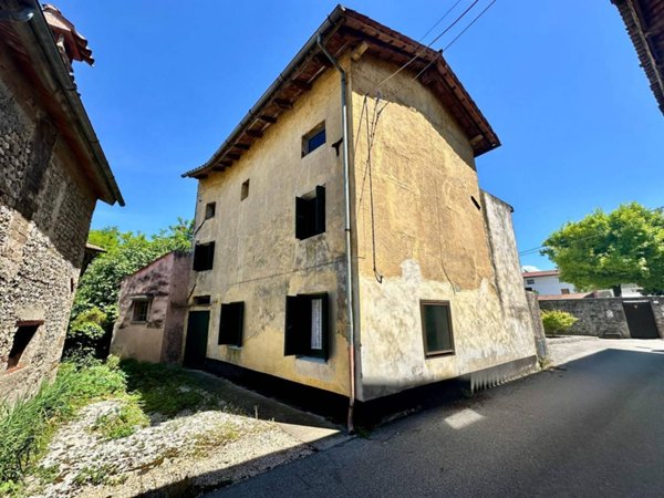 casa indipendente in vendita a Trivignano Udinese