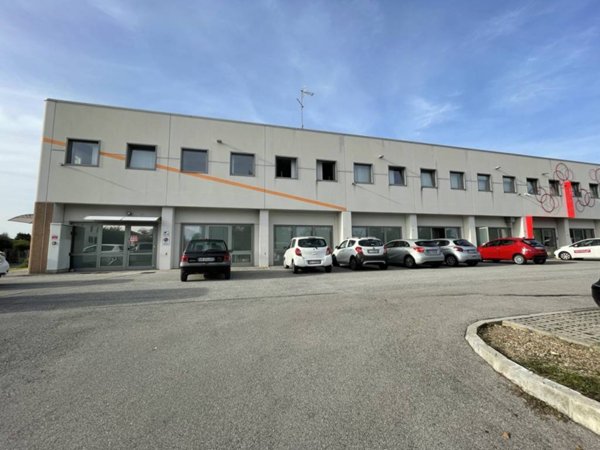 negozio in vendita ad Udine