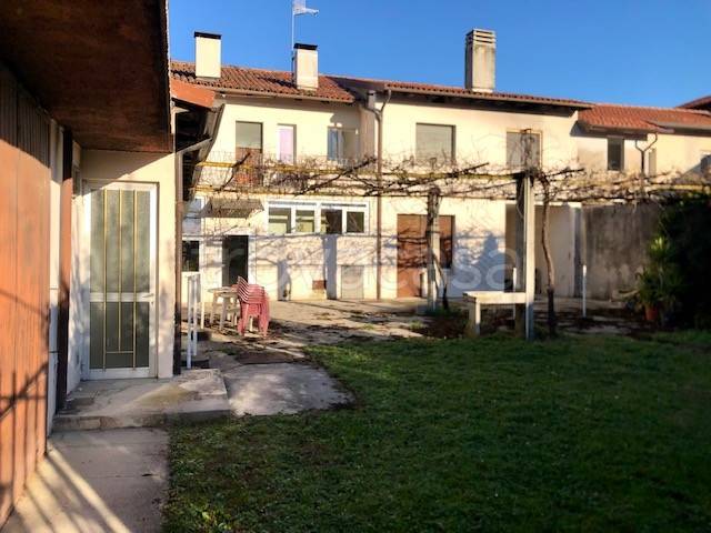 casa indipendente in vendita ad Udine in zona Baldasseria