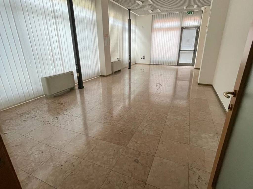 negozio in vendita ad Udine in zona Centro Storico