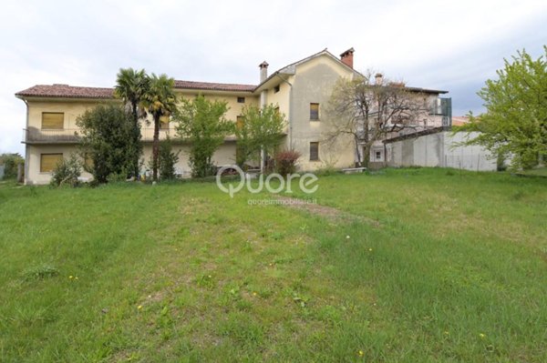 casa indipendente in vendita ad Udine in zona Godia