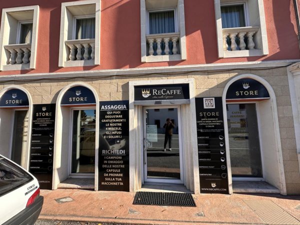 negozio in vendita ad Udine in zona Rizzi