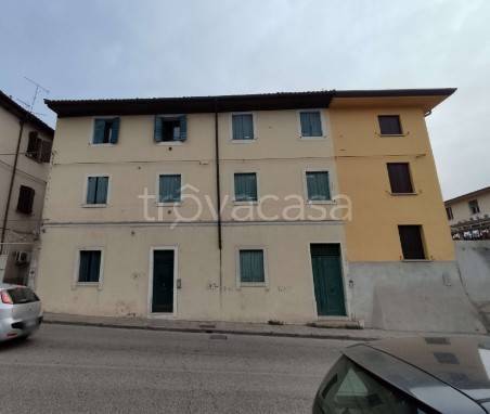 appartamento in vendita ad Udine in zona Godia
