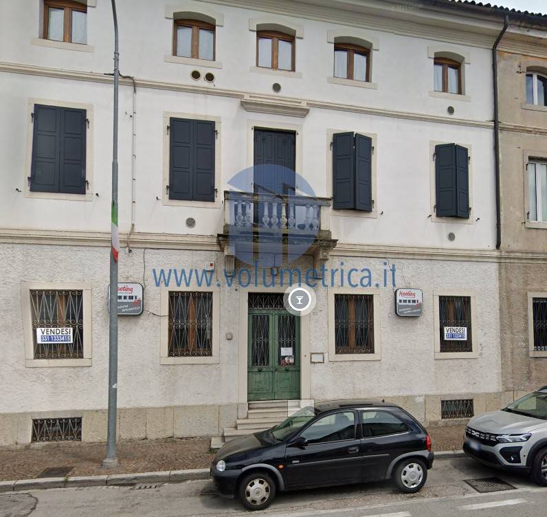 negozio in vendita ad Udine in zona Baldasseria