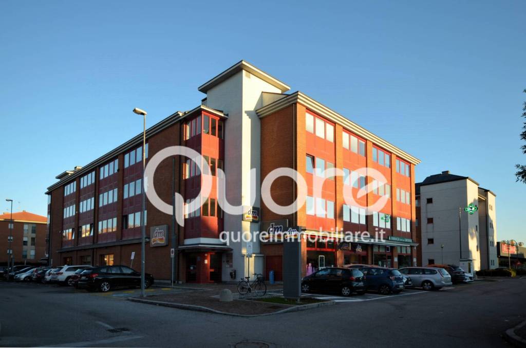ufficio in vendita ad Udine in zona Rizzi