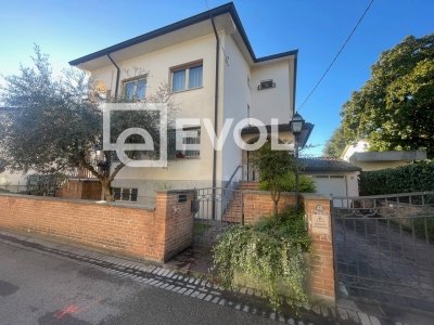 casa indipendente in vendita ad Udine