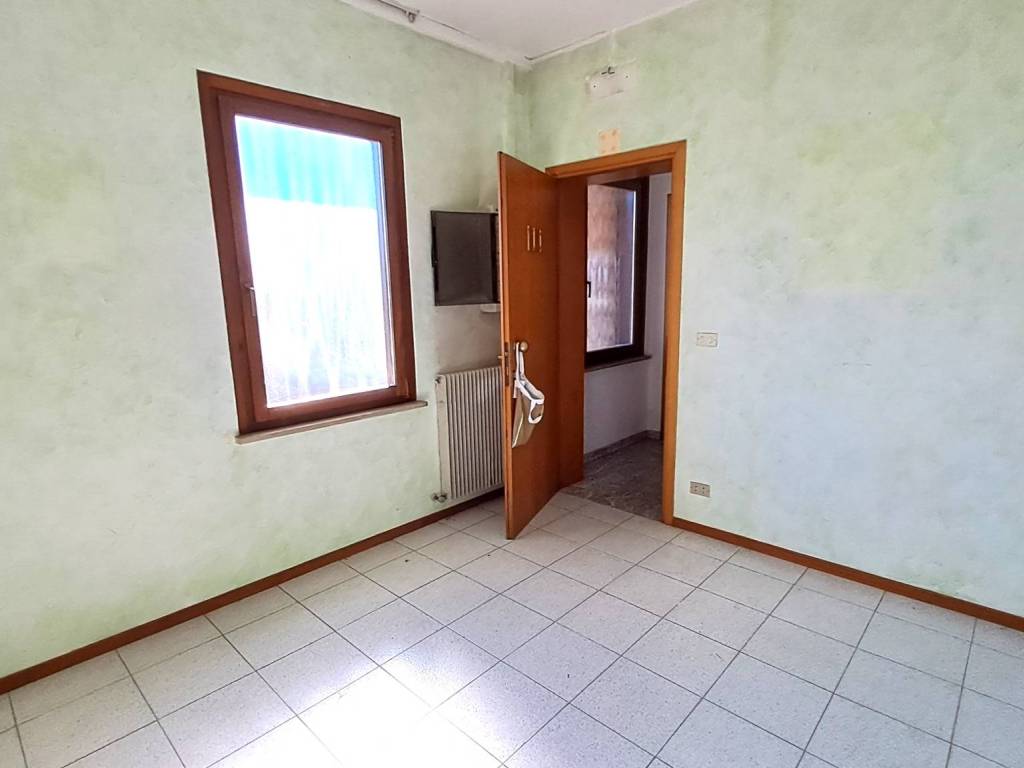 negozio in vendita ad Udine