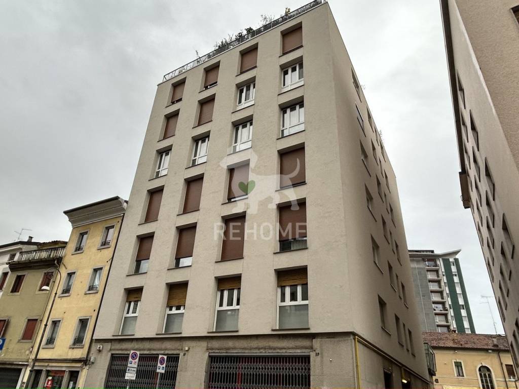 appartamento in vendita ad Udine in zona Centro Storico