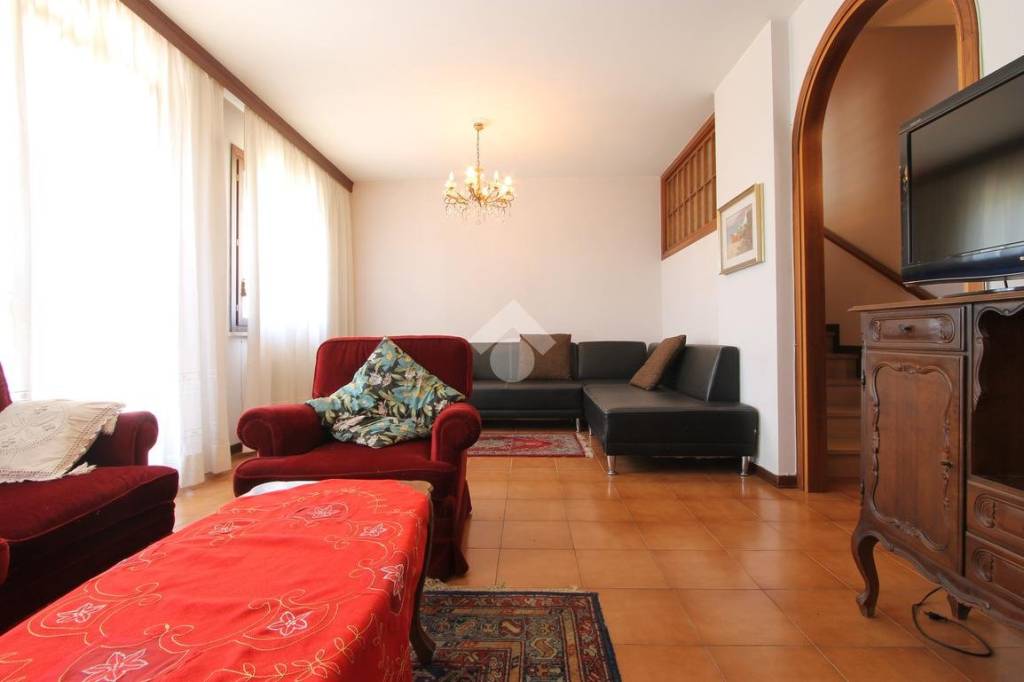 casa indipendente in vendita ad Udine