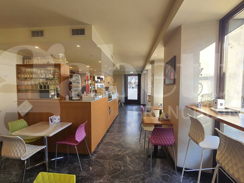 negozio in vendita ad Udine in zona Centro Storico