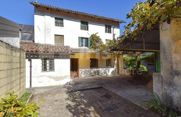 casa indipendente in vendita ad Udine in zona Laipacco