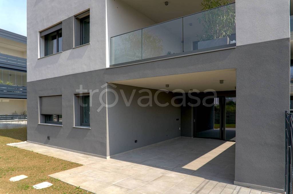 appartamento in vendita ad Udine in zona Vât