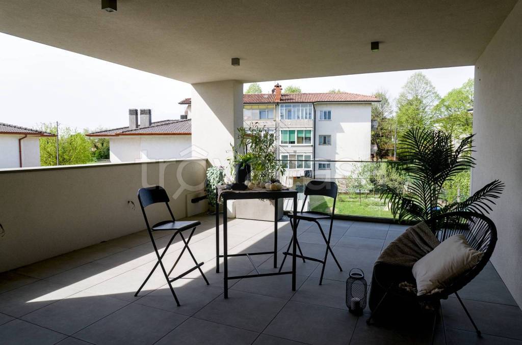 appartamento in vendita ad Udine in zona Vât