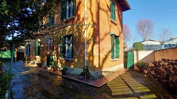 casa indipendente in vendita ad Udine in zona Vât
