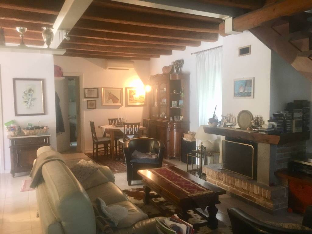 casa indipendente in vendita ad Udine in zona Centro Storico