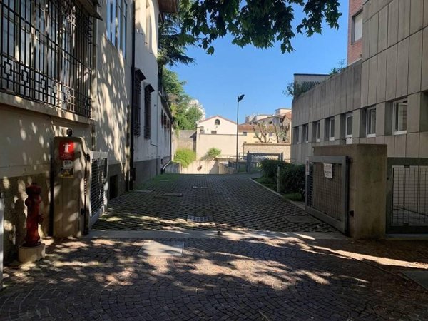 negozio in vendita ad Udine in zona Centro Storico