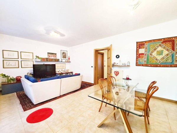 casa indipendente in vendita ad Udine in zona Paparotti