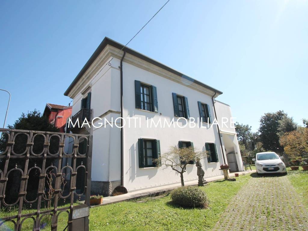 casa indipendente in vendita ad Udine