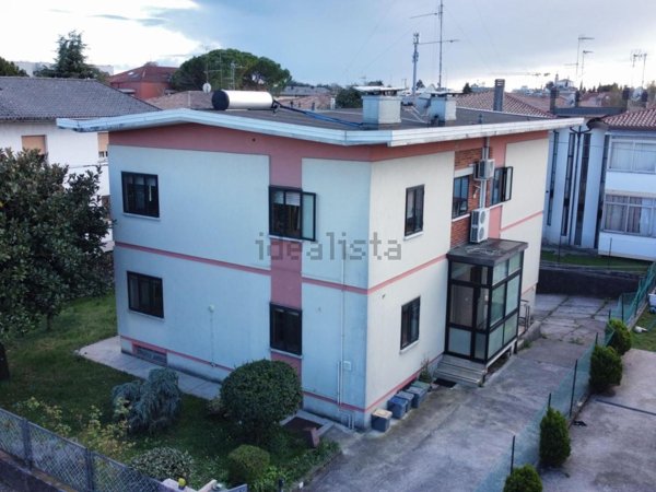 casa indipendente in vendita ad Udine