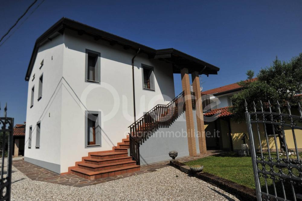 casa indipendente in vendita ad Udine in zona Cussignacco