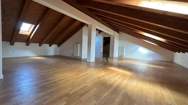 appartamento in vendita ad Udine in zona Paparotti