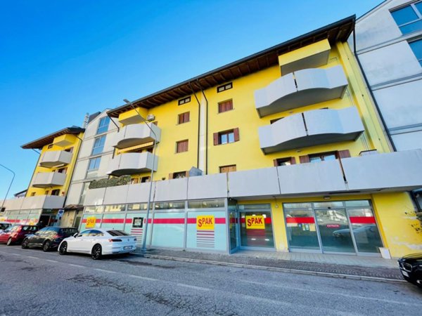 negozio in vendita ad Udine