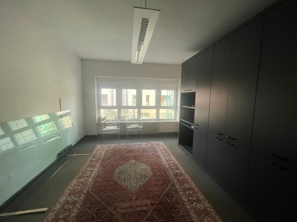 ufficio in vendita ad Udine