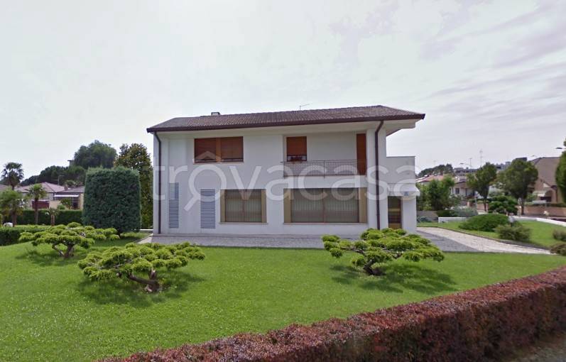 casa indipendente in vendita ad Udine in zona Baldasseria