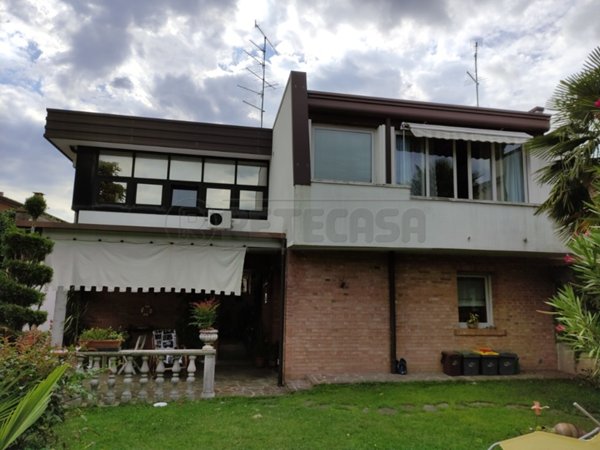 casa indipendente in vendita ad Udine in zona San Rocco